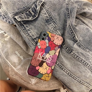 ỐP IPHONE GẤU KAWS  ( IDM chống bẩn , đủ mã iphone)