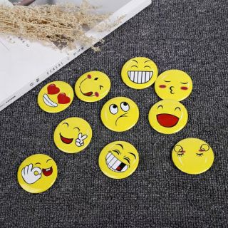 Huy hiệu mặt cười ngộ nghĩnh ( giao ngẫu nhiên )