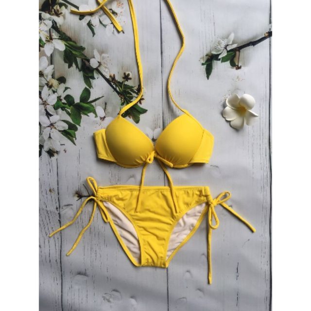 Bikini áo ngực cột nơ quần chip vàng