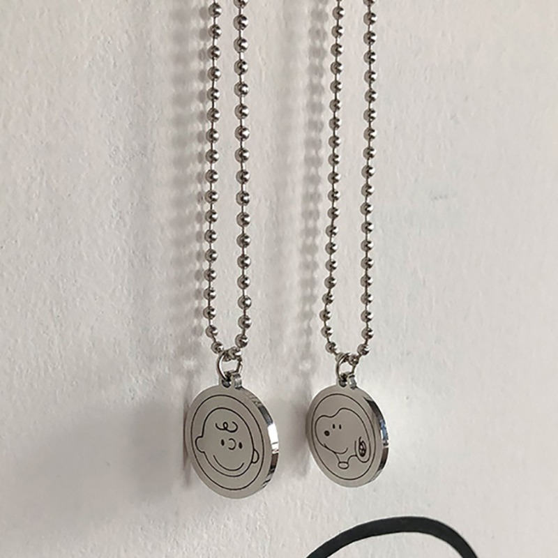 Dây chuyền mặt tròn hoạt hình dễ thương cho cặp đôi