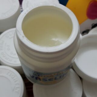 Sáp nẻ Vaselin của Viện Bỏng