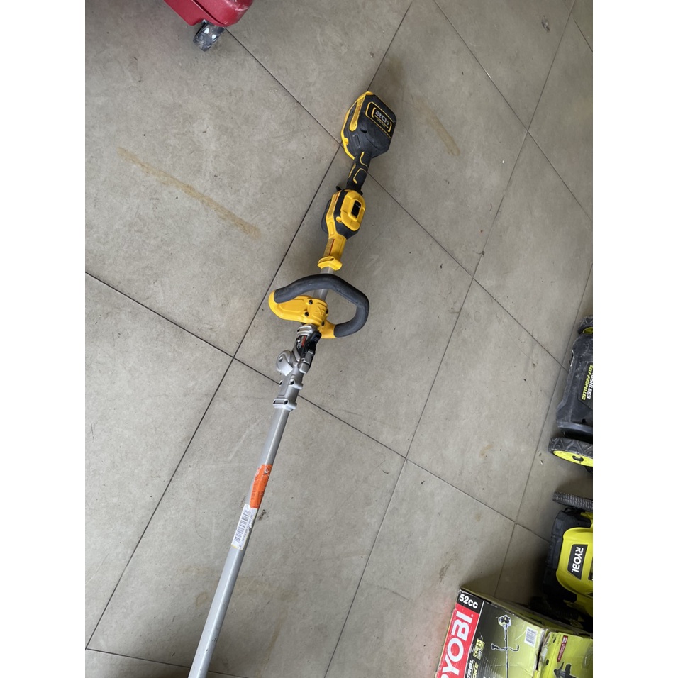 THÂN MÁY CẮT CỎ DEWALT 20V - DCST922