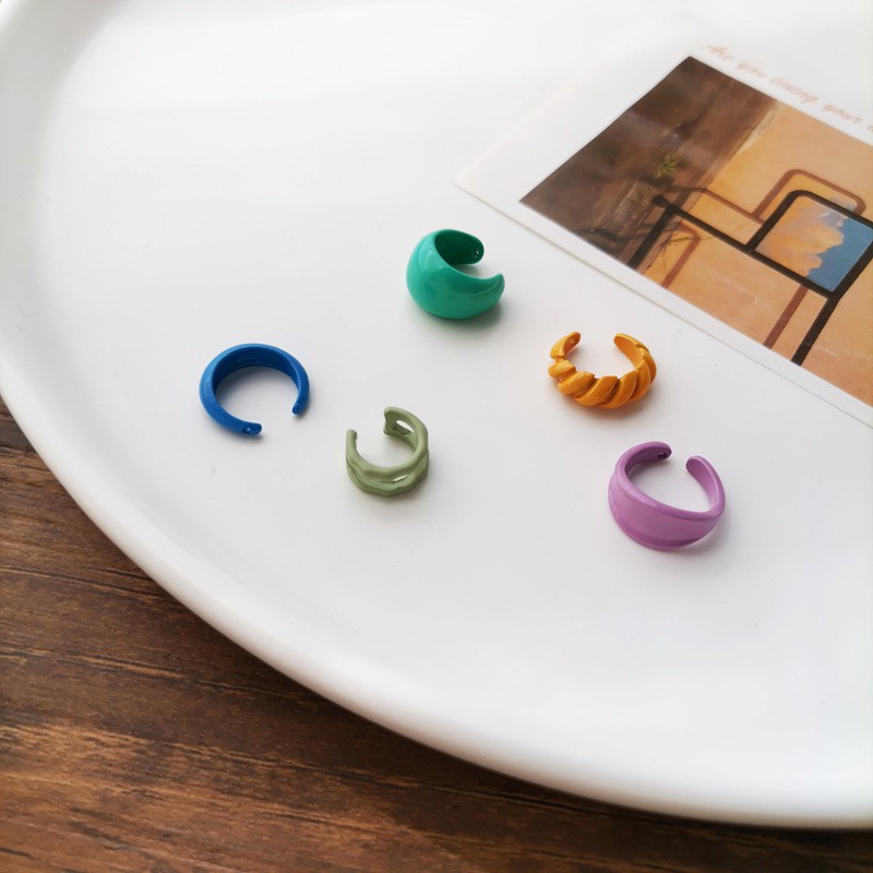 Bông tai chữ C màu sắc ngọt ngào phong cách Hàn Quốc F272