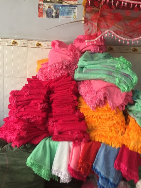 Tấm phủ/che/đậy tivi chất liệu ren kích thước 32inch