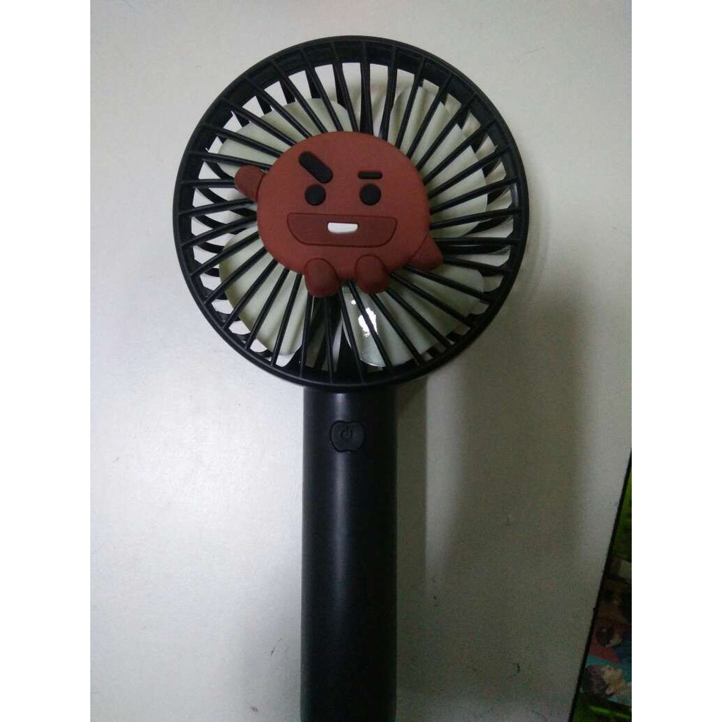 Quạt mini cầm tay xinh xắn cho Fan nhóm BTS BT21CHK_T3
