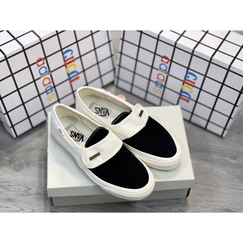 GIÀY VANS FEAR OF GOD SLIPON TRẮNG ĐEN LAI AU
