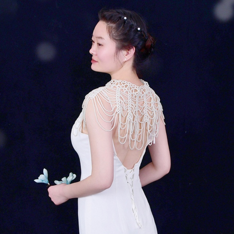 Vòng cổ Đính Ngọc Trai Sang Trọng Cho Cô Dâu