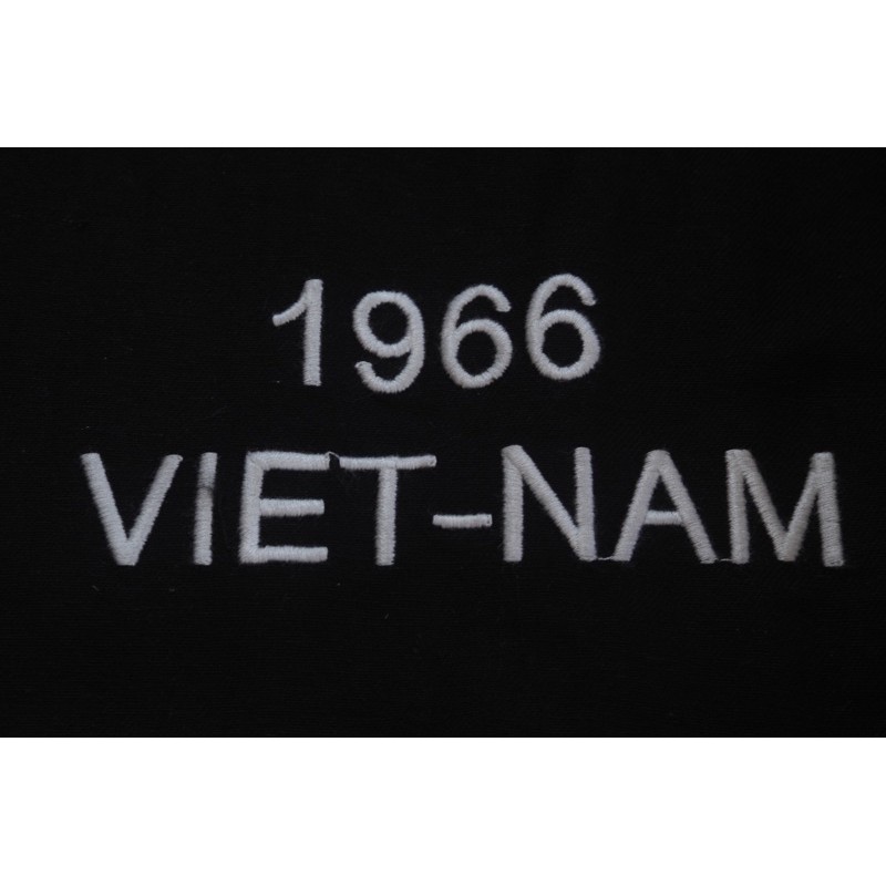 Áo thêu kỷ niệm chiến tranh việt nam