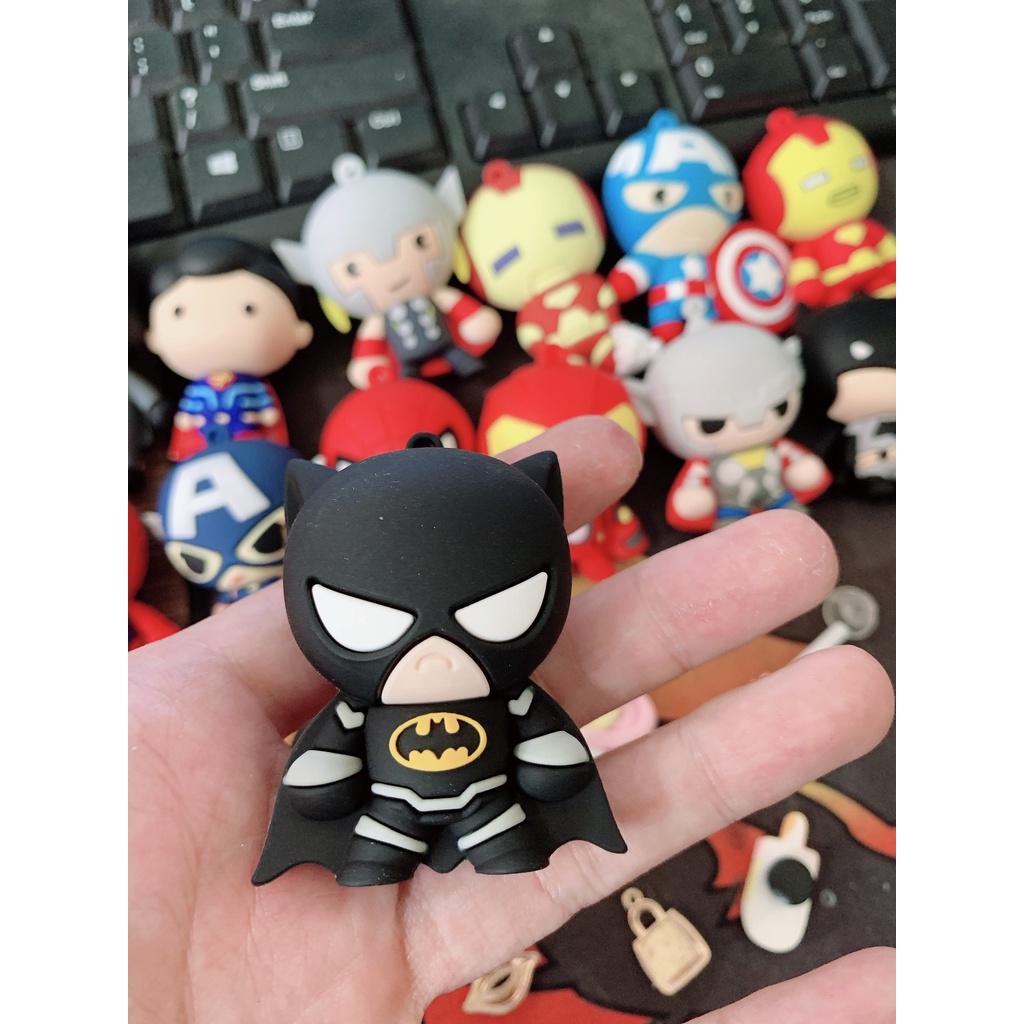 Hình gắn sục dép crocs/ Móc khóa siêu dễ thương các nhân vật siêu anh hùng Marvel