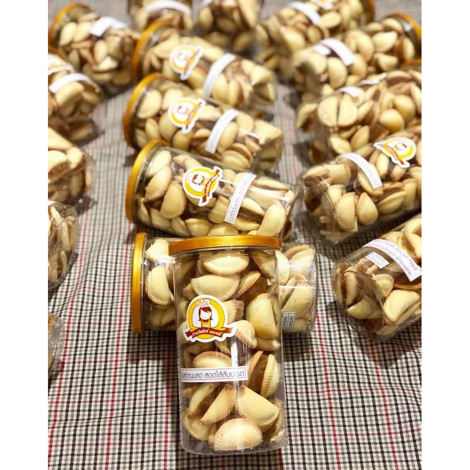 Bánh khóm sò kẹp mứt Thái 60k/ hộp 310g