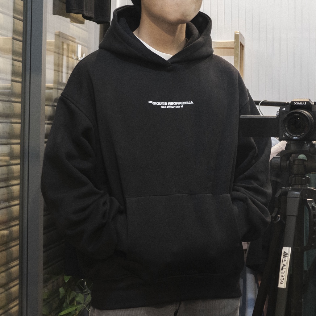 ÁO HODDIE BASIC UNISEX MÀU ĐEN FORM BOXY | ALEKSTUDIO