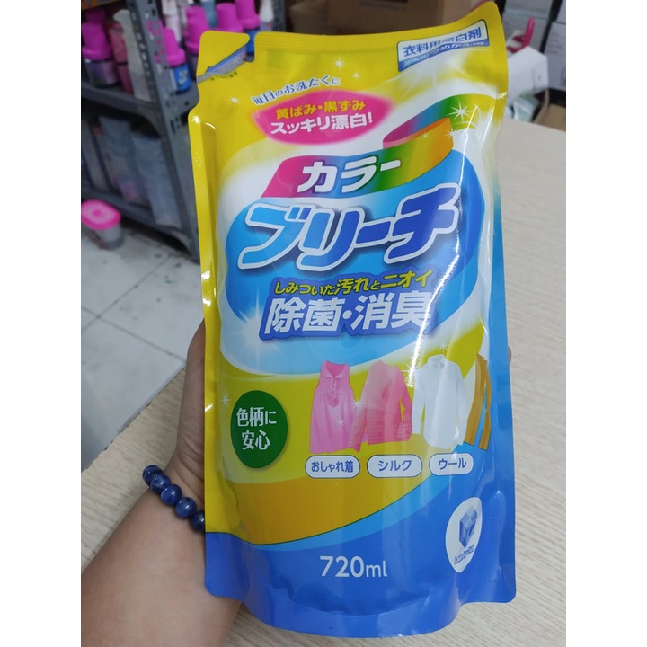 Túi nước tẩy quần áo màu Daiichi 720ml nội địa Nhật Bản, tẩy đồ gì cũng tiện.