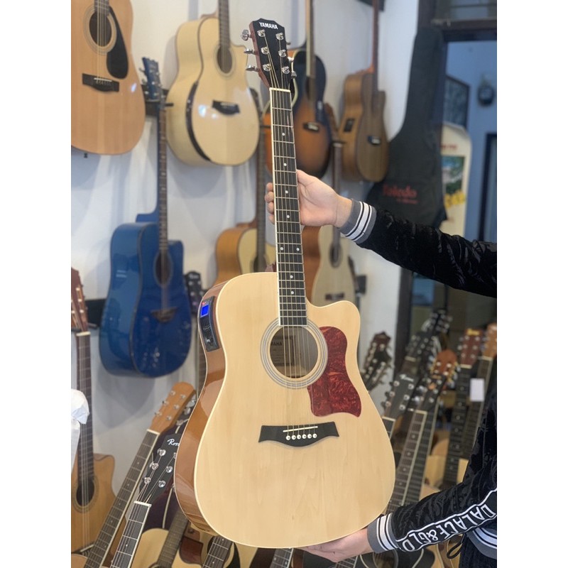 Đàn guitar acoustic sơn bóng cao cấp