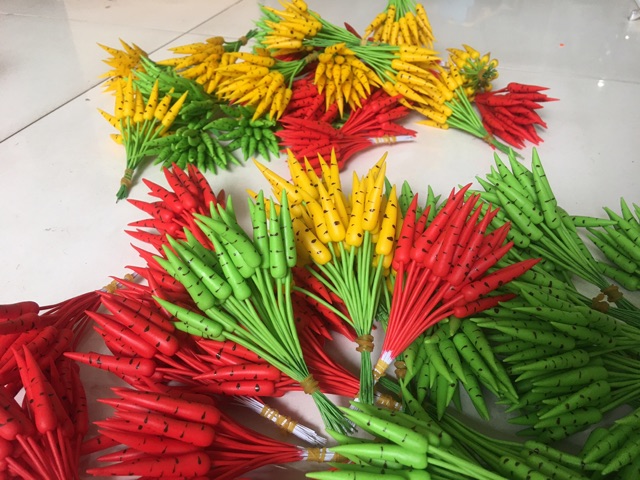 Nụ lan vũ nữ 1 bó 25 cái