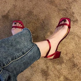 Sandal dây mảnh quai lụa