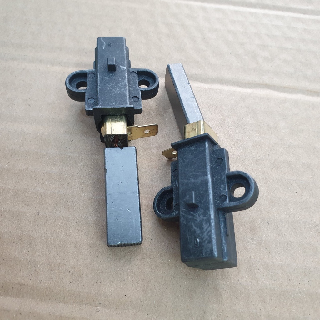 CHỔI THAN MÁY XAY SINH TỐ CÔNG NGHIỆP