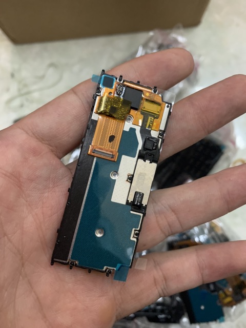 Bàn phím Blackberry Keyone full vân tay zin mới 100%