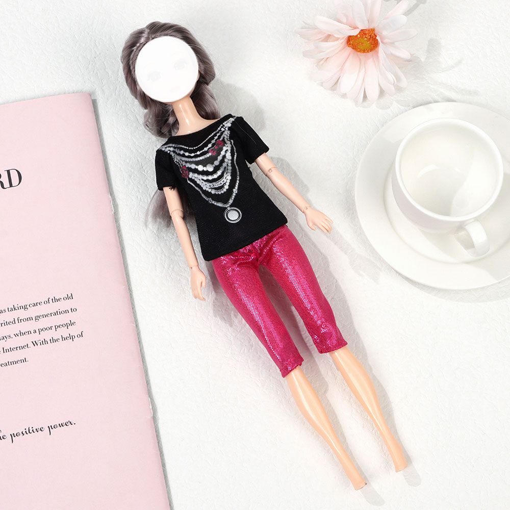 Bộ trang phục thể thao nhiều mẫu lựa chọn cho búp bê Barbie