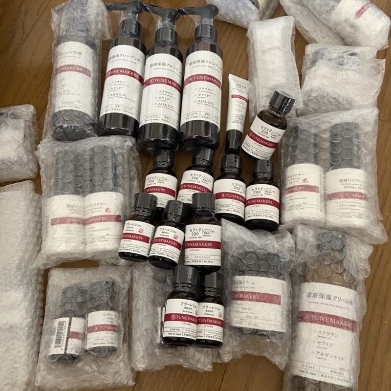 Ống bóp lấy serum Tunemakers