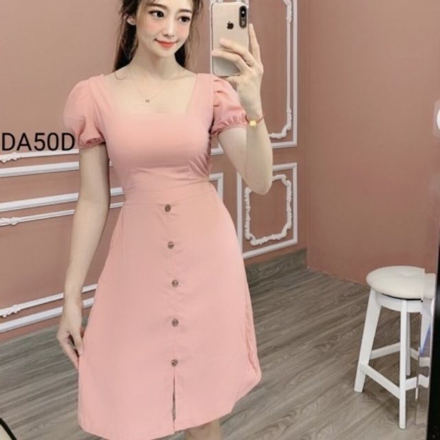 Đầm Xòe Tay Búp Nút Giữa Thân
