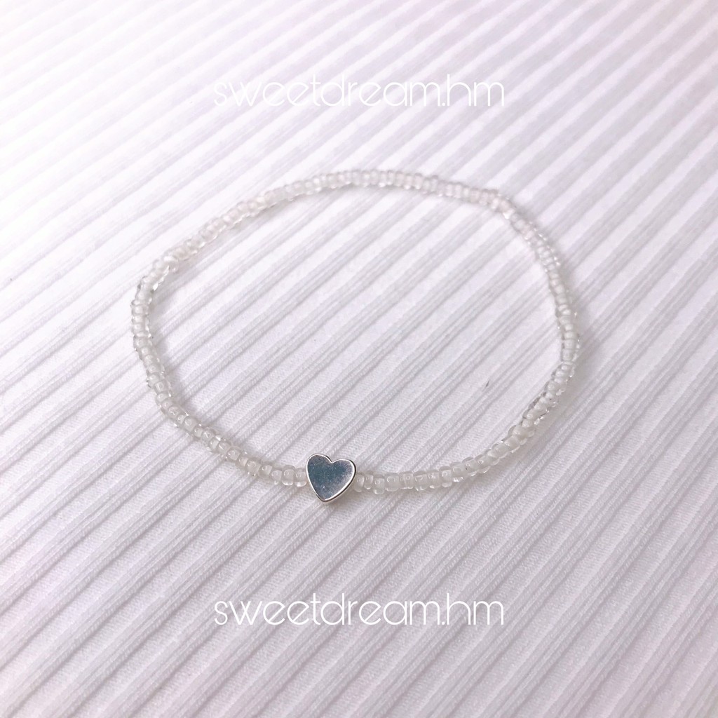 Vòng tay hạt cườm trắng mix trái tim, vòng tay handmade xinh xắn