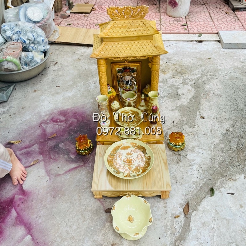 Kệ để lễ ban thần tài gỗ pơ mu