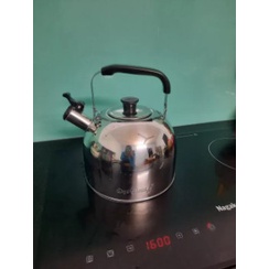 Ấm đun ga - Bếp Từ Đạt Tường trắng inox có còi báo nước sôi