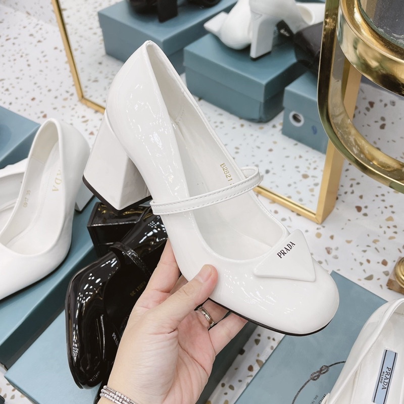 Giày cao gót prada mũi tròn gót vuông 7p hàng Spf