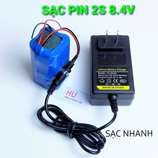  Sạc pin 2S 8.4V  sạc nhanh đầy . Sạc pin Lithium Lion 2S 7.2V-8.4V 2A Sạc máy bắt vít sạc pin xe điện 