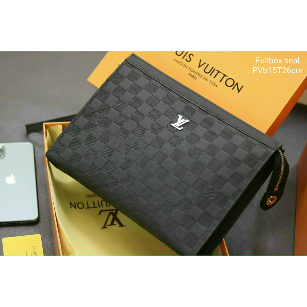 Clutch LV size 26cm fullbox