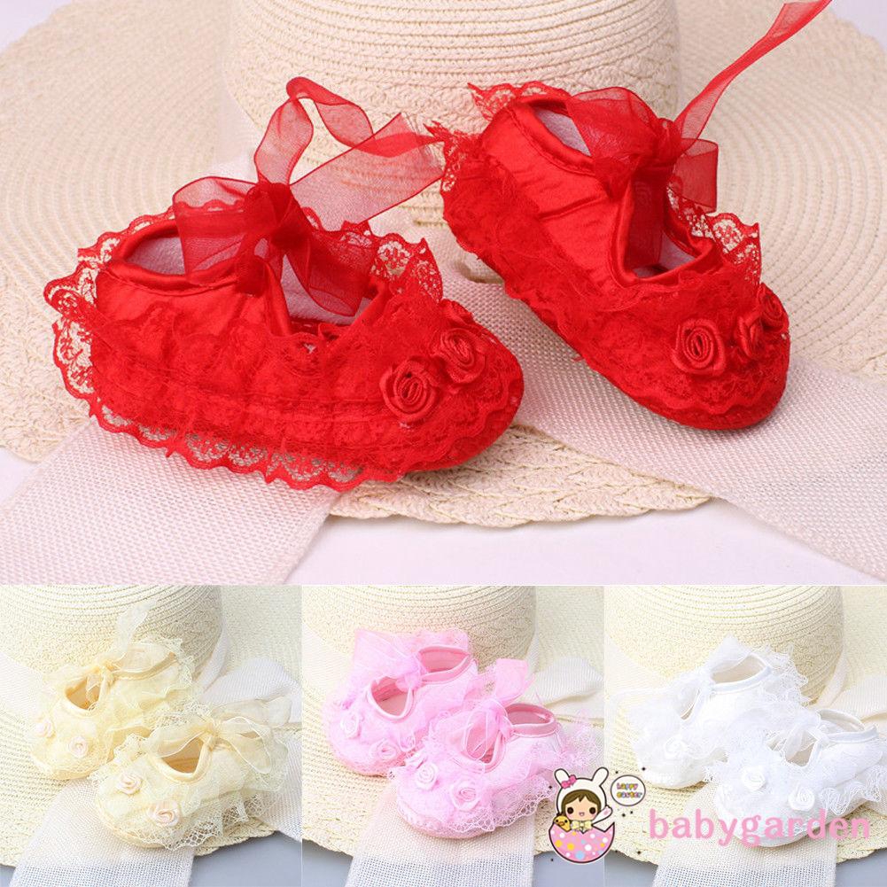 Giày em bé kiểu dáng công chúa xinh xắn