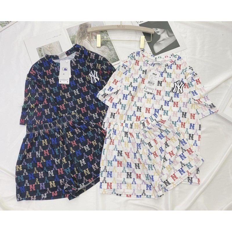 [Mã WASTCOOL giảm 15% tối đa 50K đơn 99K] BÁN SỈ BỘ ĐÙI THÊU N.Y IN TRÀN ĐEN TRẮNG CHO NỮ | BigBuy360 - bigbuy360.vn