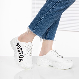 Giày MWC 0517 - Giày Sục Thể Thao Nữ, Sục Thể Thao Độn Đế Phối Chữ Cá Tính