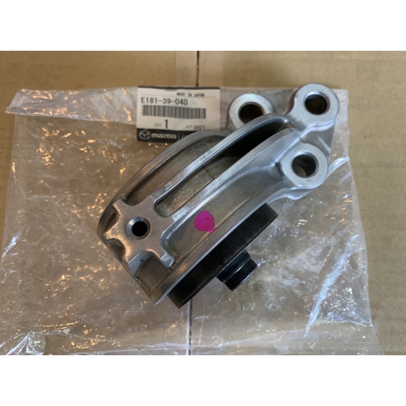 Chân máy sau Escape 2.3