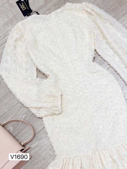 Váy body lông đuôi ,Đầm nữ thiết kế video hình ảnh shop tự chụp | BigBuy360 - bigbuy360.vn