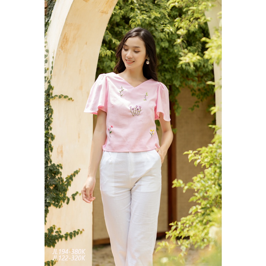 Jenny Le - Áo linen thêu tay nhành hoa rời Daisy Top JL194
