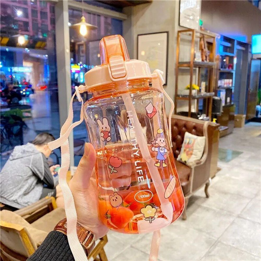 Bình nước dung tích 1.5l/2000ml họa tiết hoạt hình dễ thương