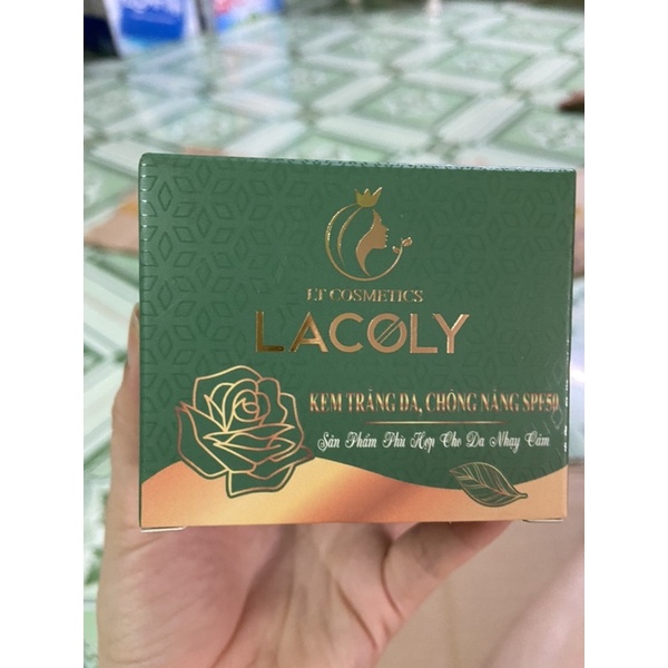 KEM TRẮNG DA LACOLY