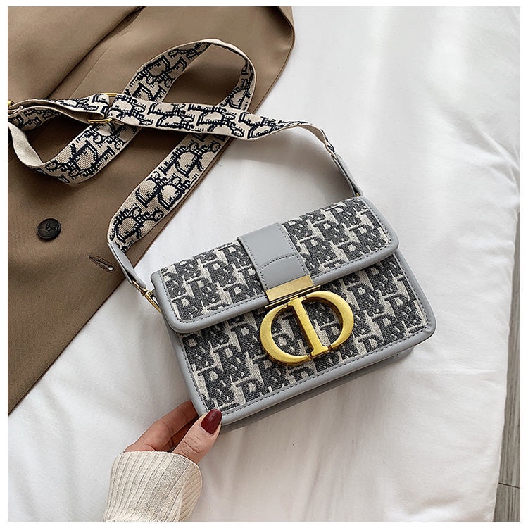 Túi Xách Dior Dáng Vuông Nhỏ Thêu Họa Tiết Thời Trang Sang Trọng Cho Nữ 2022