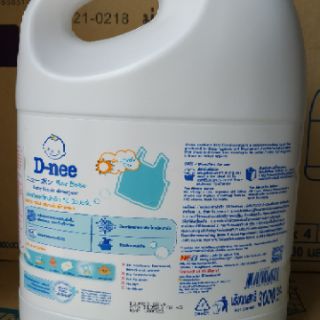 Nước giặt đồ em bé Dnee (Thái Lan)