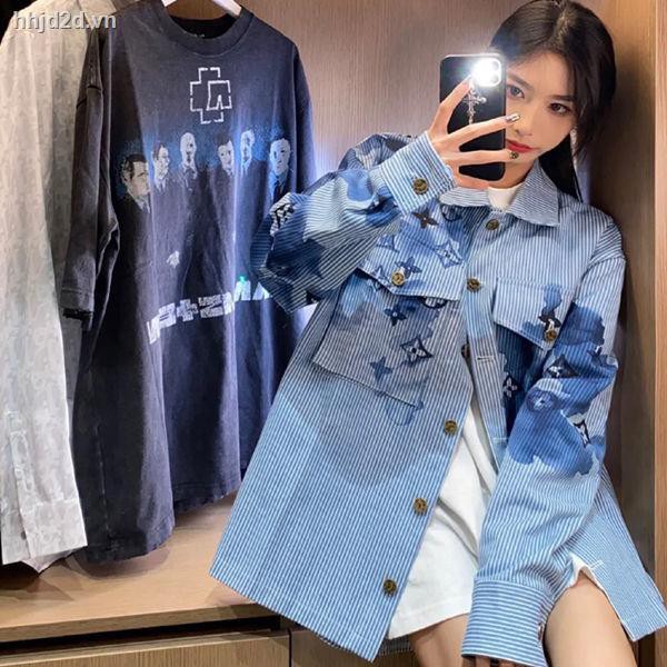 Áo khoác denim tay dài dáng rộng in hình màu nước thời trang cho nam và nữ 2021