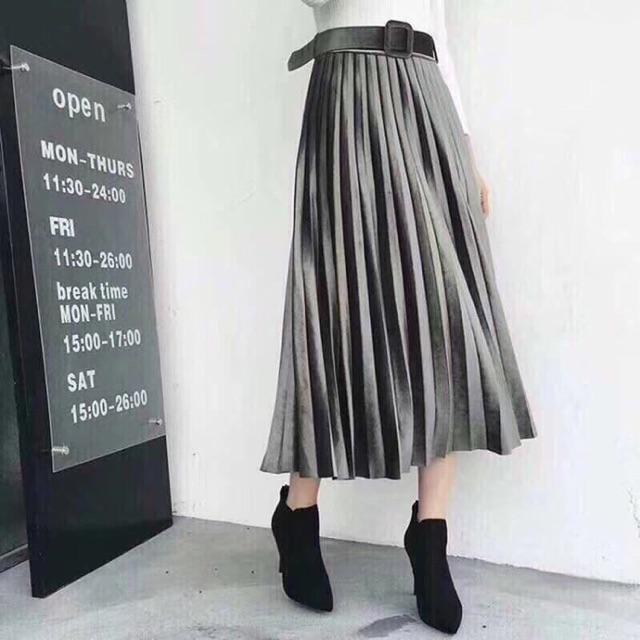 Chân váy xếp ly nhung kèm dây bel