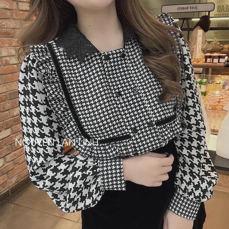 Sơ mi kẻ bèo cổ ren