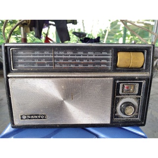 đài radio sanyo 3330