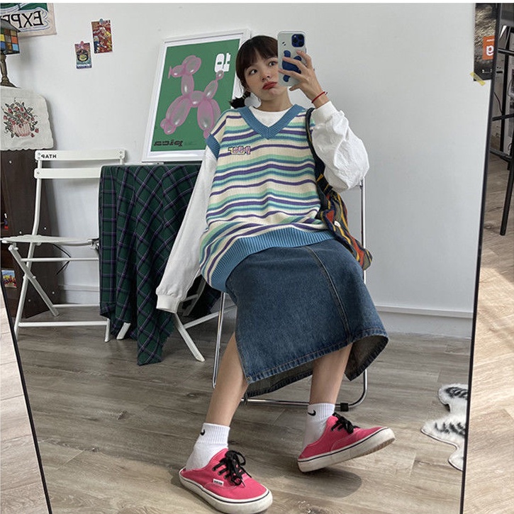 Áo Dệt Kim Sát Nách Cổ Chữ V Dáng Rộng Kẻ Sọc Ngang Màu Sắc Trẻ Trung Phong Cách Hàn Quốc Cho Bạn Gái