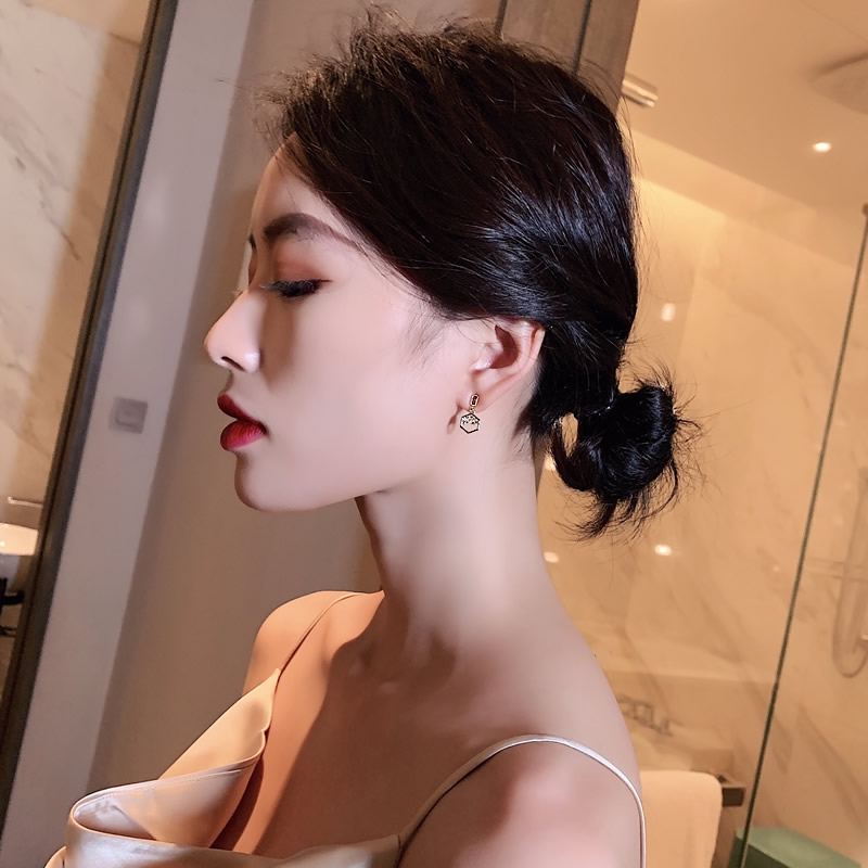 Ab Khuyên Tai Đính Kim Cương Ngọc Trai Đỏ Lấp Lánh Thanh Lịch vintage Hàn Quốc Cho Nữ