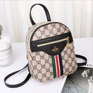 Túi balo đeo chéo G.C con ong nữ , túi balo đeo chéo G.C con ong nữ đẹp , túi balo đeo chéo G.C con ong nữ giá rẻ