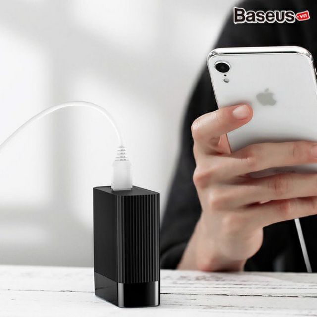 Bộ sạc nhanh du lịch 2 trong 1 Baseus Power station Travel Charger tích hợp pin dự phòng 5000mAh