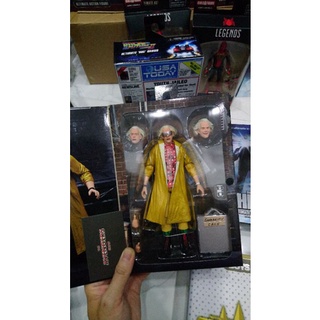 Mô hình lỗi neca doc brown back to the future 2