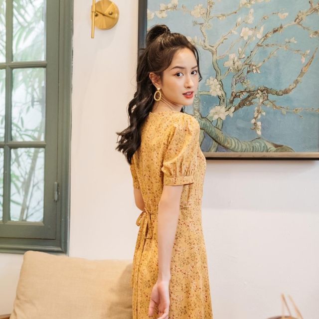 🌼🌼🌼 Váy Vàng dây lưng🌼🌼🌼🌼
💰 CTV -Sỉ ib
Đẹp xuất sắc lunn ạ ... màu xinhh , chất đẹp , họa tiết độc lạ,